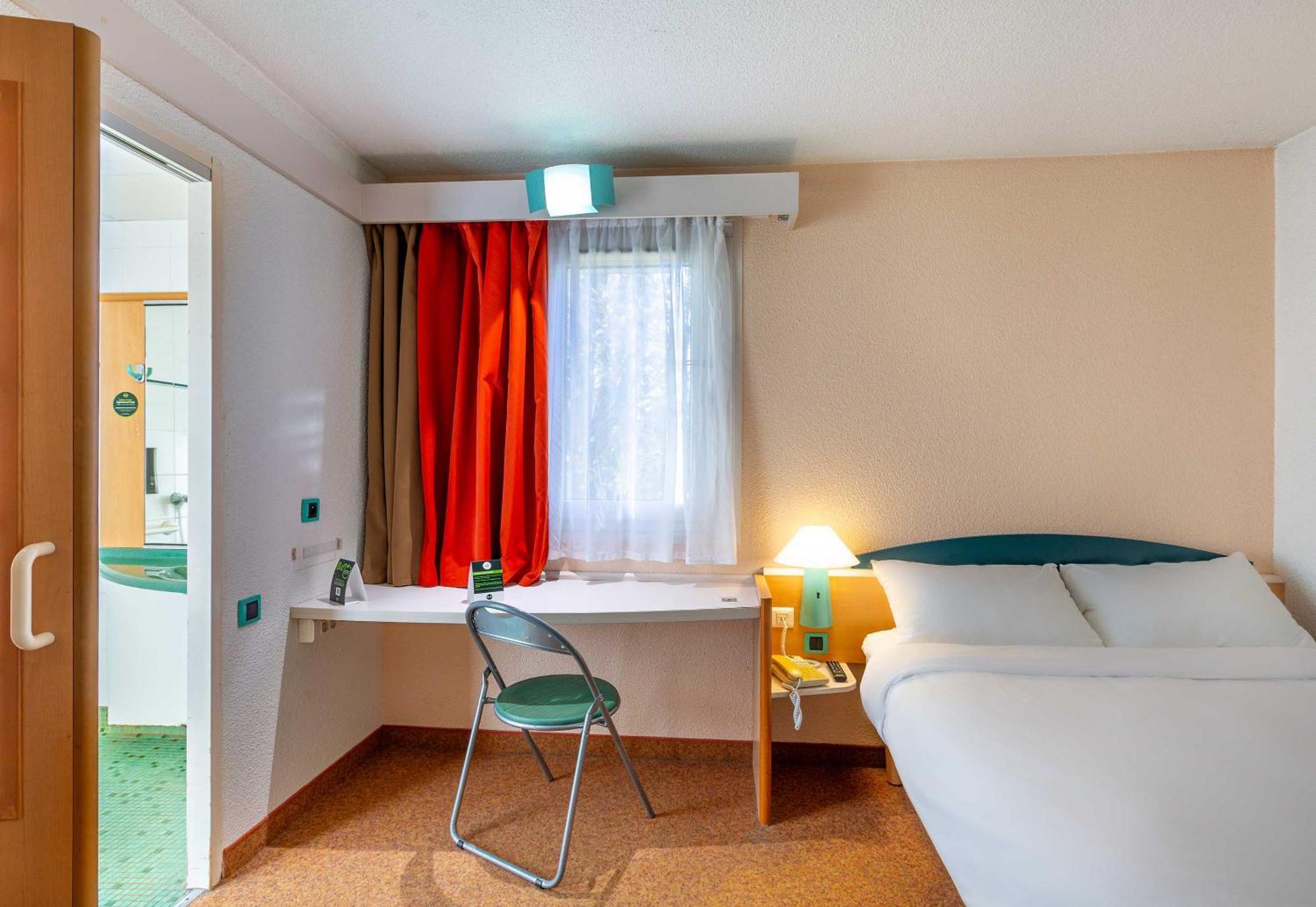 B&B Hotel Blois Nord Vallee Maillard Exterior foto